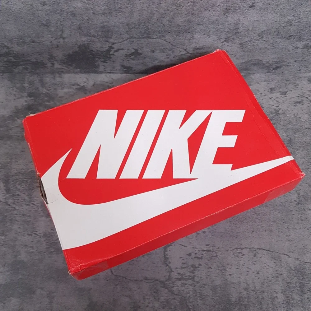 NIKE Dunk High Top Shoes GS Kids‎ 7 Y Womens 8.5 White Cargo Green DB2179-105